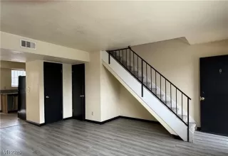 Photo #2: 2744382 Listing 