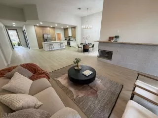 Photo #3: 2744436 Listing 