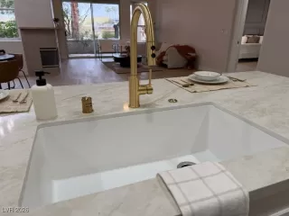 Photo #6: 2744436 Listing 