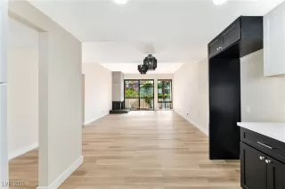 Photo #6: 2744467 Listing 