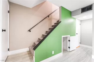 Photo #6: 2744517 Listing 