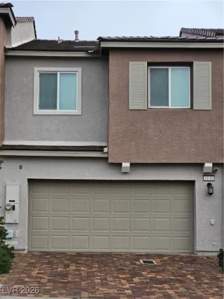 Photo #1: 2744566 Listing