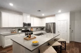 Photo #2: 2744591 Listing 