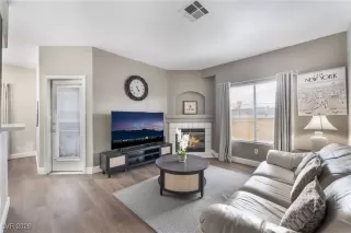 Photo #2: 2744597 Listing 