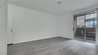 Photo #3: 2744612 Listing 