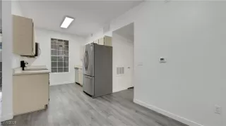 Photo #6: 2744612 Listing 