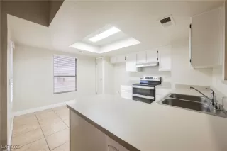 Photo #4: 2744621 Listing 