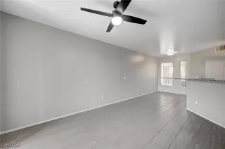 Photo #4: 2744694 Listing