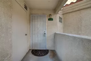 Photo #3: 2744699 Listing 