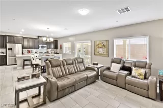 Photo #4: 2744726 Listing 