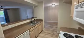 Photo #4: 2744770 Listing 