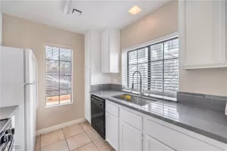 Photo #6: 2744781 Listing 