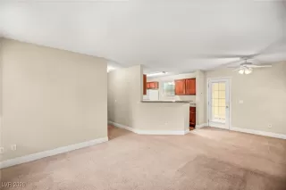 Photo #4: 2744793 Listing 