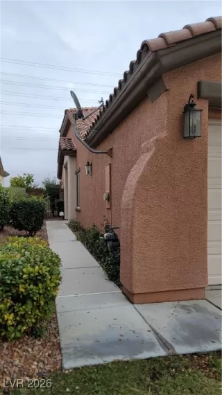 Photo #1: 2744796 Listing