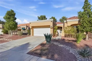 Photo #1: 2744818 Listing 