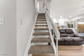 Photo #5: 2744940 Listing 