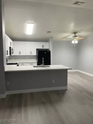 Photo #5: 2744948 Listing 