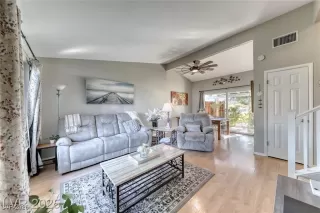 Photo #5: 2744951 Listing 