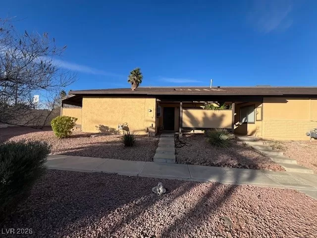 MLS: 2744953 Condo For Sale