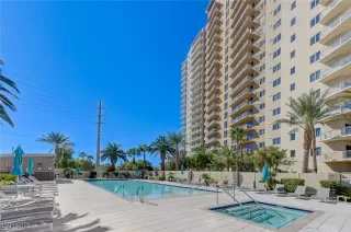 Photo #5: 2744960 Listing 