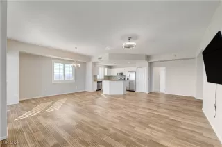 Photo #6: 2744960 Listing 