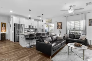 Photo #5: 2744961 Listing 