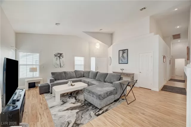 MLS: 2744985 Condo For Sale