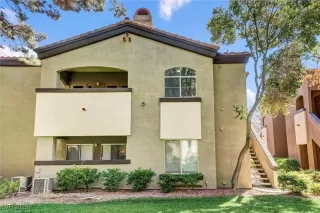 Photo #2: 2745006 Listing 