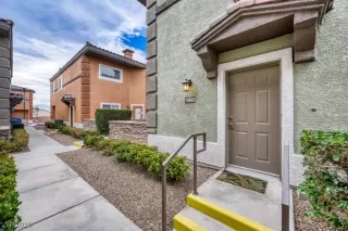 Photo #2: 2745018 Listing 