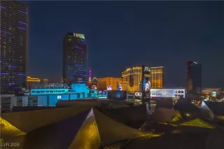 Photo #1: 2745037 Listing 