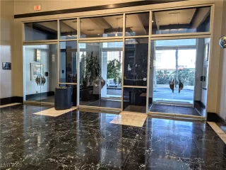 Photo #3: 2745043 Listing 