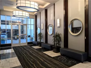 Photo #5: 2745043 Listing 