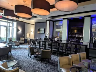 Photo #6: 2745043 Listing 