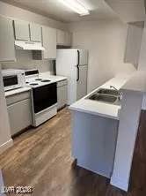 Photo #4: 2745052 Listing 