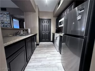 Photo #6: 2745055 Listing 