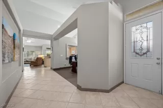 Photo #4: 2745128 Listing 