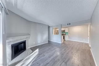 Photo #3: 2745149 Listing 