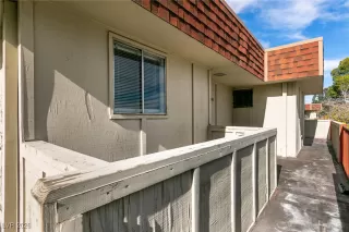 Photo #3: 2745150 Listing 