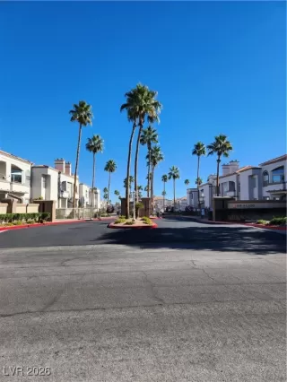 Photo #1: 2745151 Listing 