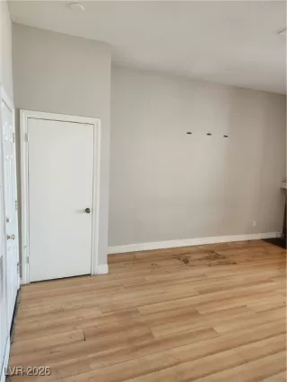 Photo #5: 2745151 Listing 