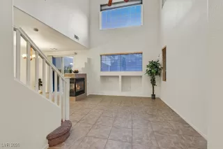 Photo #4: 2745159 Listing 