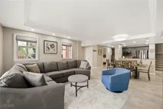 Photo #1: 2745165 Listing