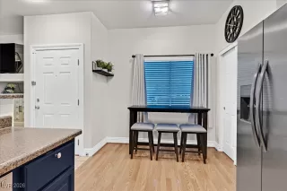 Photo #6: 2745182 Listing 