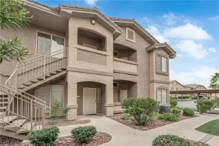 Photo #2: 2745186 Listing 