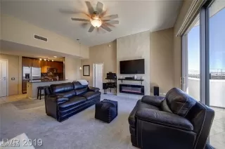 Photo #1: 2745194 Listing 