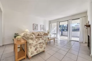 Photo #6: 2745213 Listing 