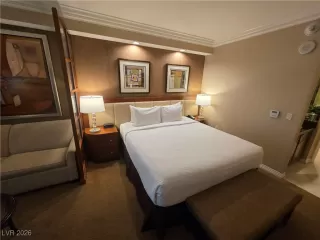 Photo #2: 2745217 Listing 