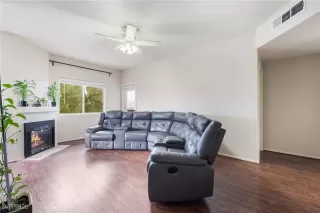 Photo #5: 2745298 Listing 