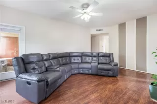 Photo #6: 2745298 Listing 