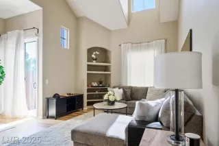 More Details about MLS # 2745301 : 3975 NORTH HUALAPAI WAY 266